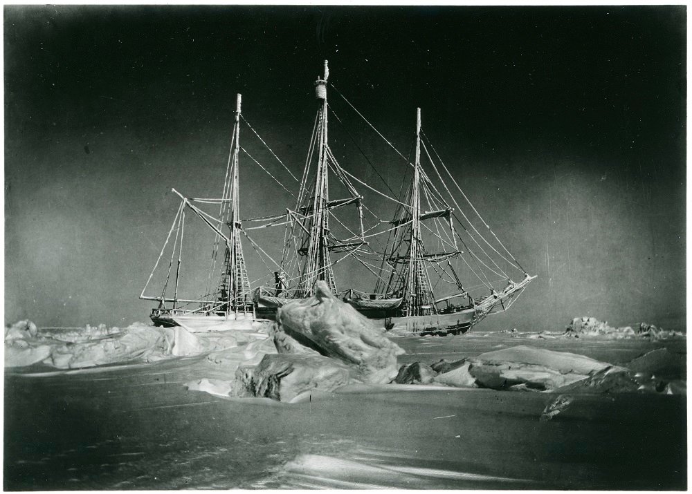 The Belgica frozen in ice. Photo taken by moonlight, on June 3, 1898, with an exposure time of an hour and a half..